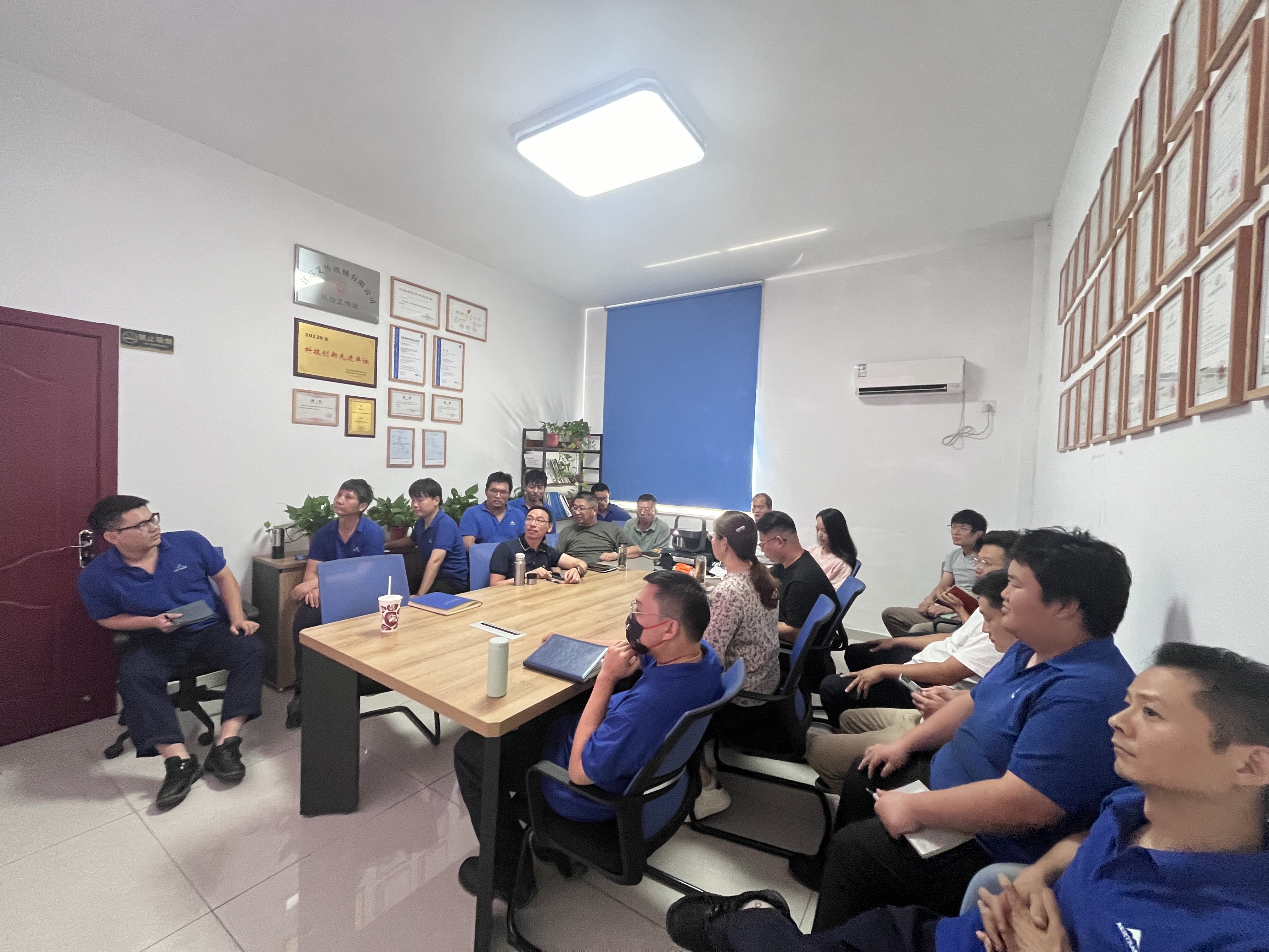 コア知識に焦點を當(dāng)て、プロジェクト開発をエンパワーする -  2025年のjiangsu aichuan特別トレーニング